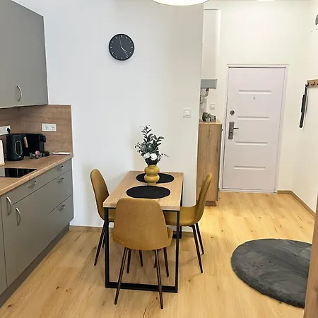 Vibe84 Apartment *